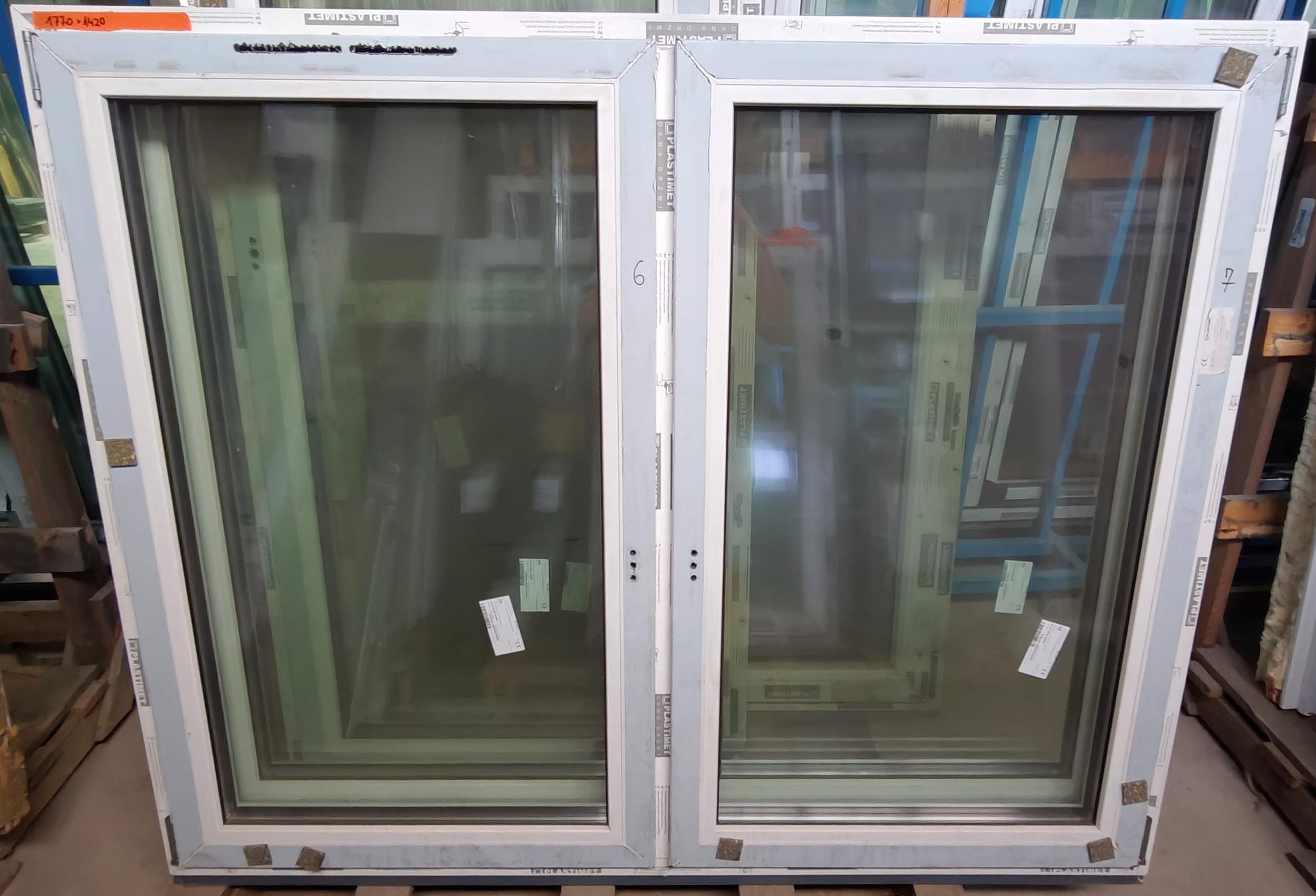 1770x1420 - okno PVC
